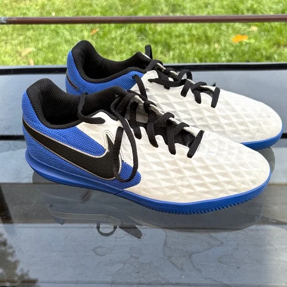Nike Blue and White Indoor Soccer Shoes - Picture 3 of 8